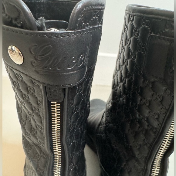 Authentic Gucci Leather Chelsea Boots | Size 7.5 | Logo Embossed - Picture 5 of 17